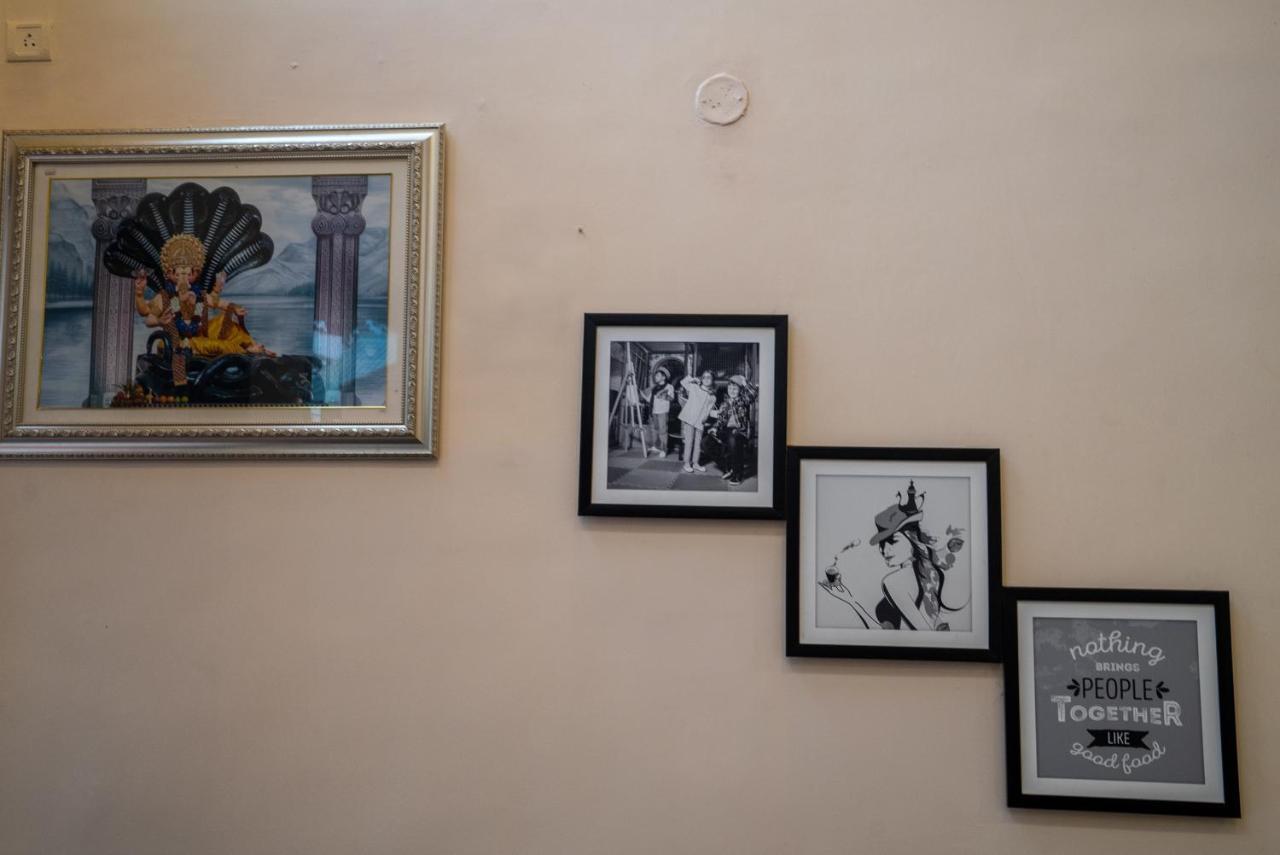 Jivanta Shirdi Luaran gambar